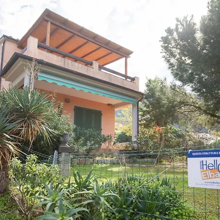 別荘 Mandorlo E Melograno By Helloelba *